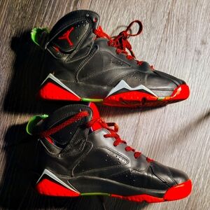 Jordan Boy Retro 7 BG Marvin The Martian Black/Red Leather Shoes (2015) SIZE 6Y